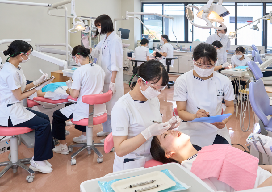施設見学ができる